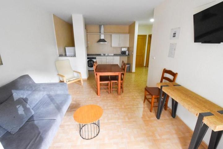 Apartamento en venta en Fuengirola, Puerto Deportivo photo 0