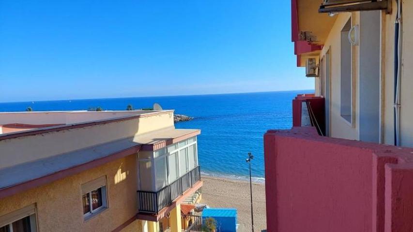 Apartamento en venta en Fuengirola, Puerto Deportivo photo 0