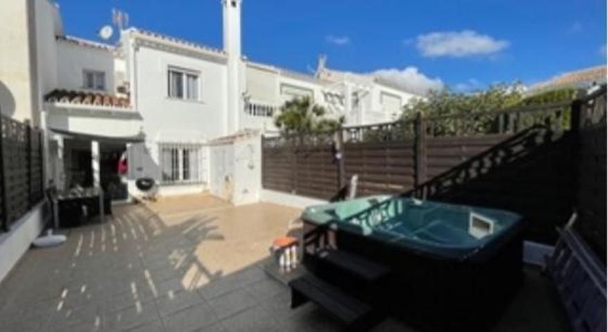 Chalet en venta en Torrox Costa, Calle el Caño, 29793 photo 0