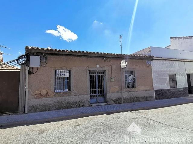 Adosada en venta en Linares, Plaza Cante Jondo, 23700 photo 0