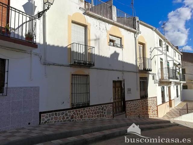 Adosada en venta en Beas de Segura, Calle Luis Medina, 23280 photo 0