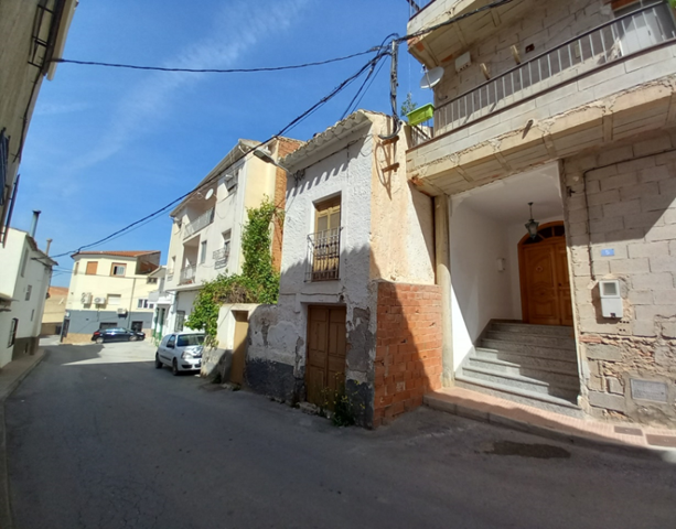 Chalet en venta en Cúllar, Calle San José Alta, 18850 photo 0