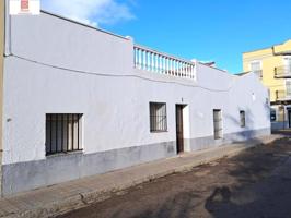 Casa en venta en Montijo, SAN GREGORIO photo 0