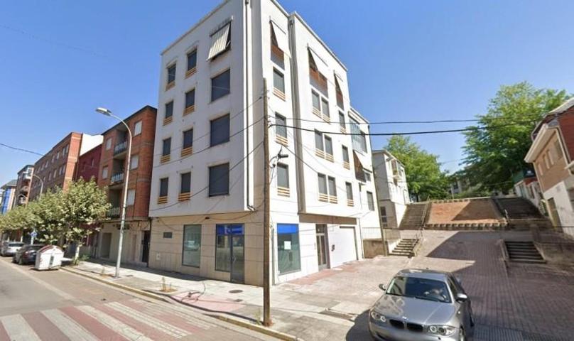 Apartamento en venta en Ponferrada, La Cemba photo 0