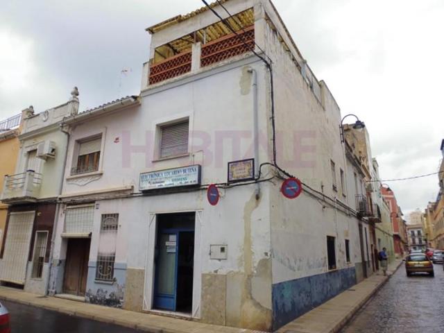 Casa en venta en Alzira, Iglesia Santos Patronos photo 0