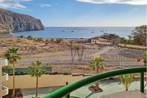Apartamento en venta en Los Cristianos, Avenida Juan Carlos I, 38650 photo 0