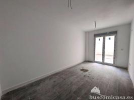 Piso en venta en Linares, Calle Velarde, 23700 photo 0