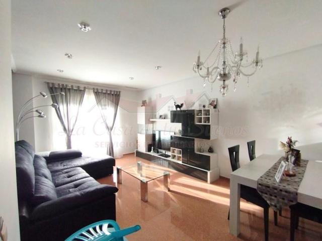 Apartamento en venta en Sax photo 0