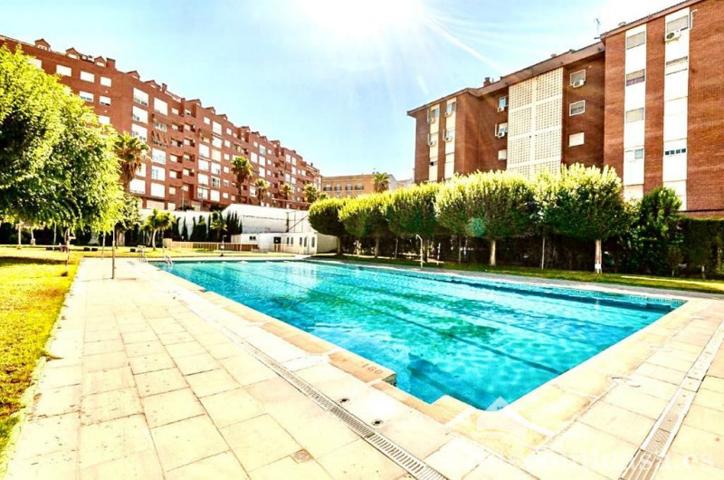 Piso en venta en Linares, Calle Cid Campeador, 23700 photo 0