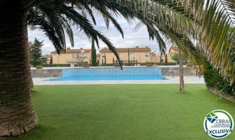 Apartamento en venta en Roses, Santa Margarida photo 0