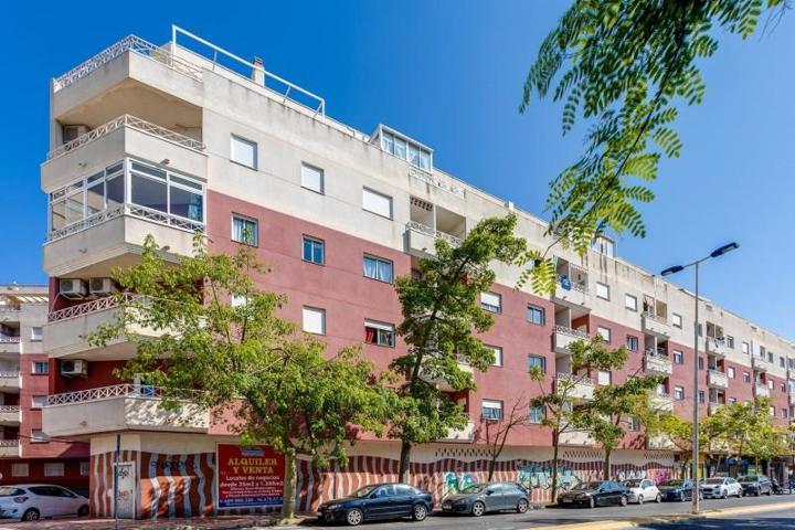 Apartamento en venta en Torrevieja, Torrevieja photo 0