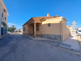 Chalet en venta en Cuevas del Almanzora, Calle las Bombardas, 1, 04618 photo 0