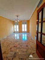 Piso en venta en Linares, Calle Canalejas, 23700 photo 0