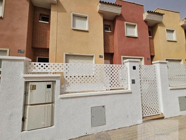 Bungalow en venta en Orihuela, Junto a Bigastro photo 0