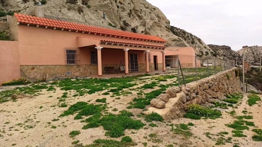 Casa con terreno en venta en Cuevas del Almanzora, CUEVAS DEL ALMANZORA, 04610 photo 0