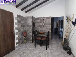 Casa con terreno en venta en Sax, Sax photo 0