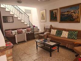 Casas de pueblo en venta en Vinaròs, Puerto photo 0