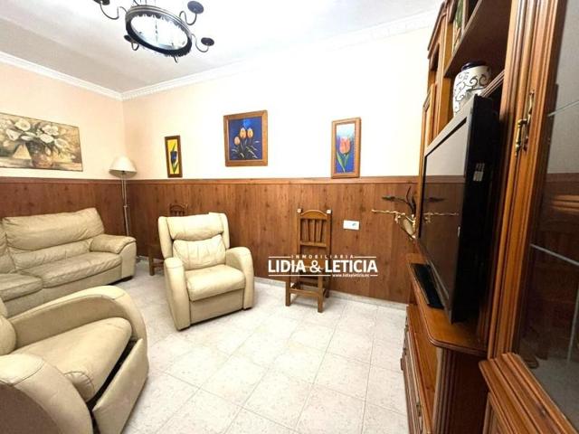 Casa en venta en Alcalá de Guadaira, Centro photo 0