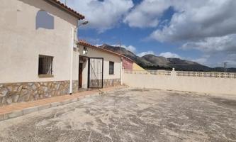 Casa con terreno en venta en Hondon de las Nieves photo 0