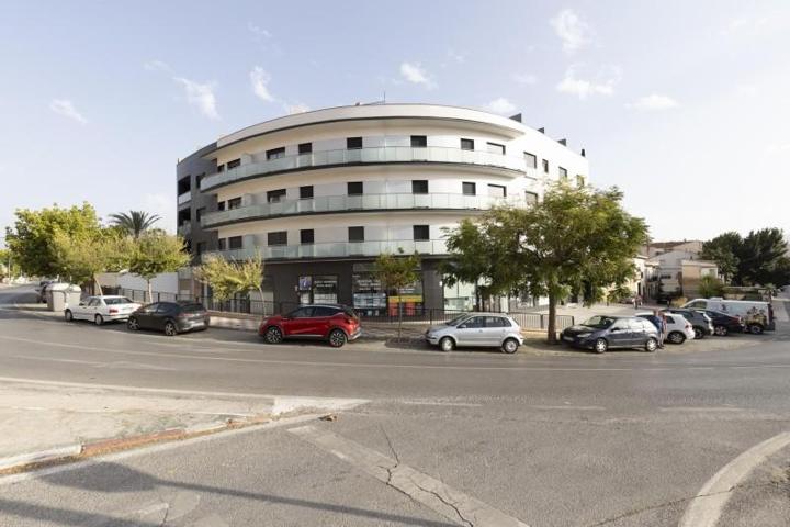 Apartamento en venta en Padul, Centro photo 0