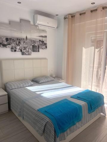 Apartamento en venta en Torrevieja photo 0