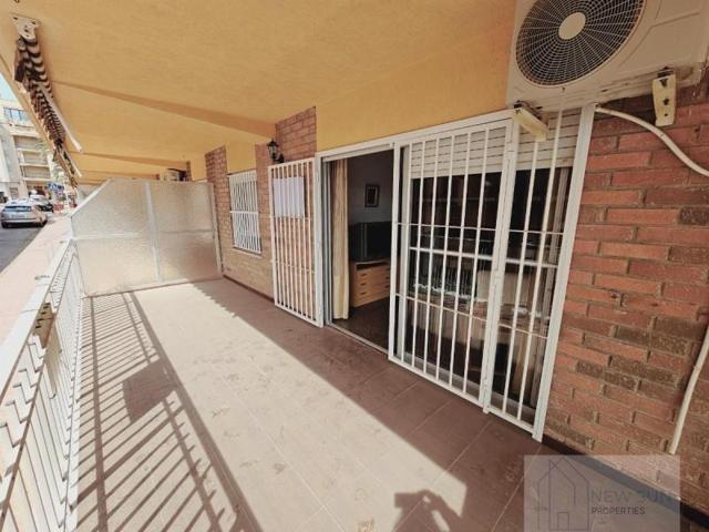 Apartamento en venta en Guardamar del Segura, Playa photo 0