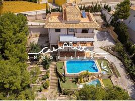 Chalet en venta en Altea, Altea la Vella photo 0