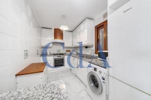 Piso en venta en Orihuela Costa, Villamartin photo 0