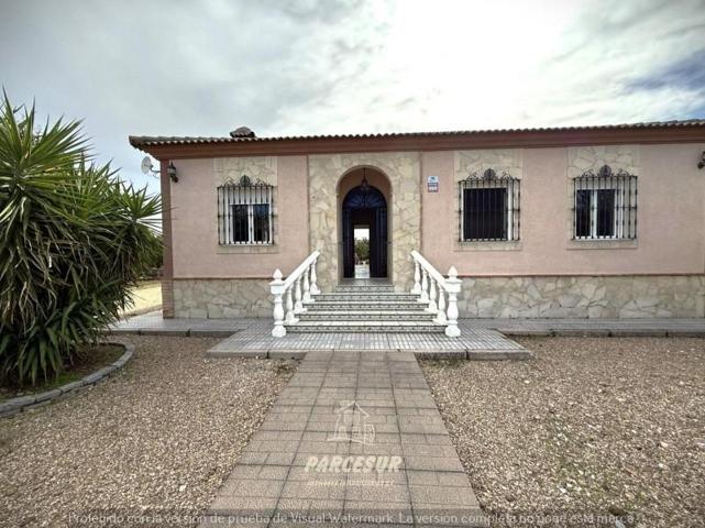 Casa con terreno en venta en Córdoba, Carretera Palma del Río photo 0