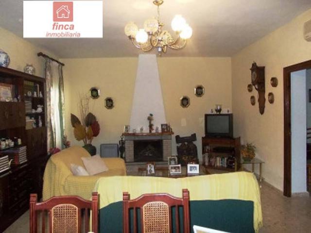 Casa en venta en Puebla de la Calzada, CALZADA ROMANA photo 0