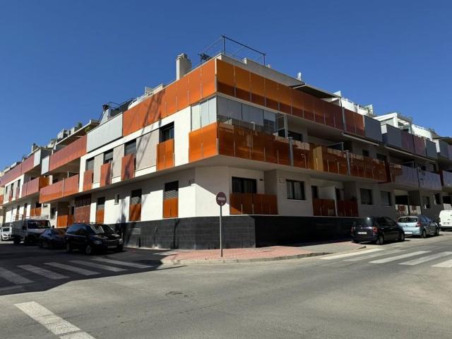 Apartamento en venta en Torrevieja photo 0