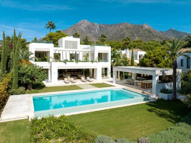 Chalet en venta en Marbella, Marbella Golden Mile - Altos Reales photo 0