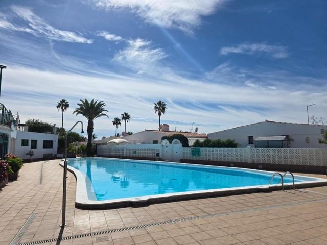 Bungalow en alquiler en San Bartolomé de Tirajana, Playa del Inglés photo 0