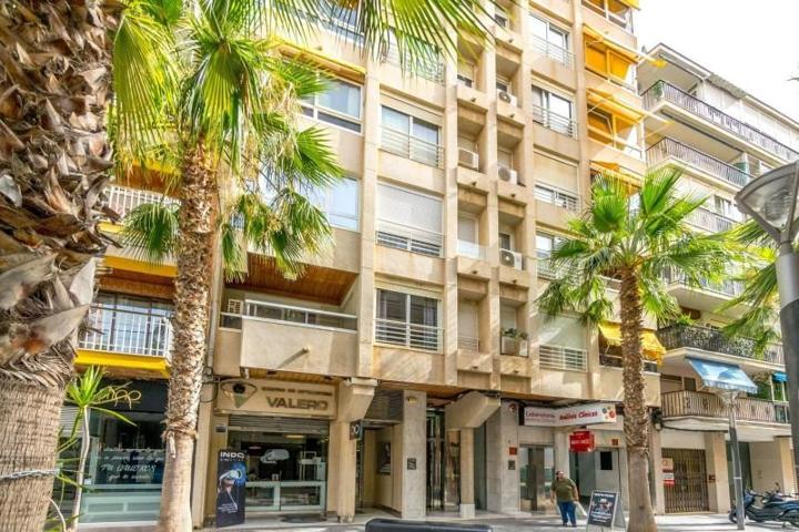 Apartamento en venta en Torrevieja photo 0