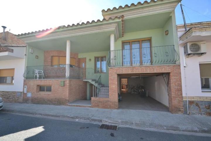 Casa en venta en Deltebre, Centro photo 0