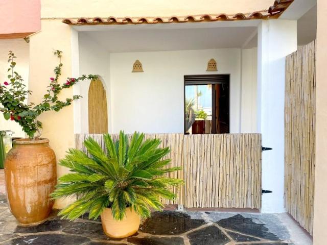Planta baja en venta en Sant Josep de sa Talaia photo 0