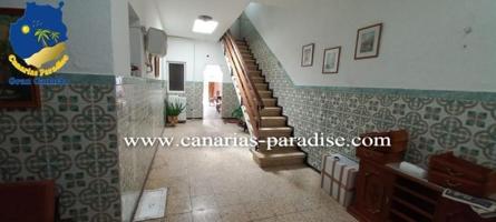 Adosada en venta en Ingenio, Gran Canaria photo 0