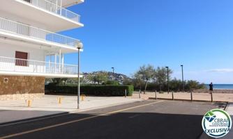 Apartamento en venta en Roses, Salatar photo 0