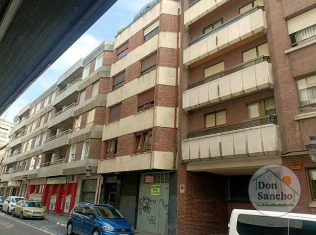 Piso en venta en Valladolid photo 0