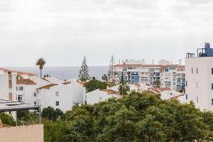 Apartamento en venta en Estepona, Estepona photo 0