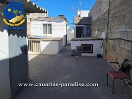 Edificio en venta en Santa Lucía de Tirajana, Gran Canaria photo 0