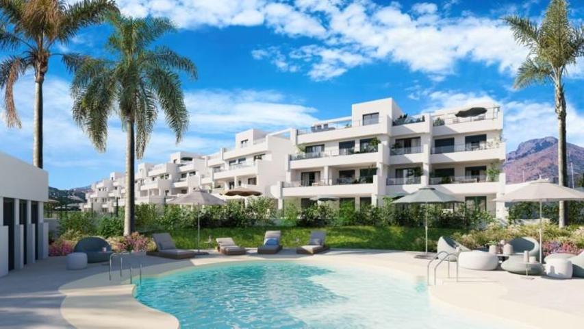 Apartamento en venta en Estepona, Estepona Golf photo 0