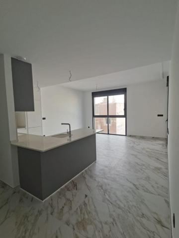 Apartamento en venta en Guardamar del Segura, Pueblo photo 0