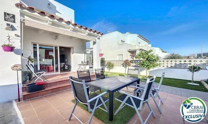 Casa en venta en Empuriabrava, Puigmal photo 0