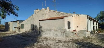 Casa con terreno en venta en Elche, Maitino photo 0