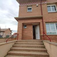 Adosada en venta en Tudela, Calle de la Jota, 31500 photo 0