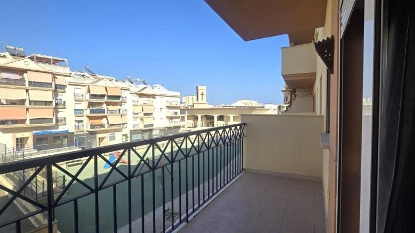 Apartamento en venta en Estepona, Huerta Nueva photo 0