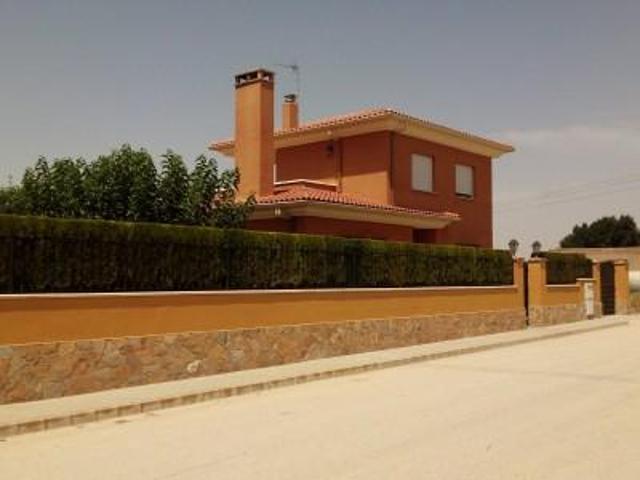 Chalet en venta en Motilleja, CAMPO DE GOLF photo 0