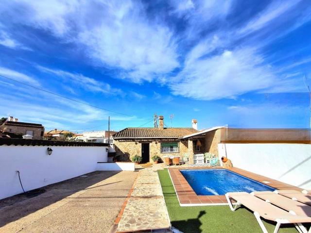 Casa en venta en Conil de la Frontera, Conil photo 0