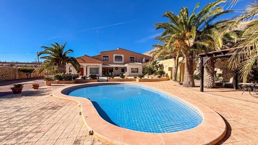 Chalet en venta en Hondon de las Nieves, Partida Bajo Sombra, 03688 photo 0